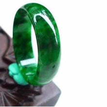 โหลดรูปภาพลงในเครื่องมือใช้ดูของ Gallery Natural Burmese Jadeite Ring For Men And Women, Fine Jewelry, Green Floral Desig

