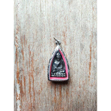 โหลดรูปภาพลงในเครื่องมือใช้ดูของ Gallery Thai Amulet Luang Pu Toad, 7-Color Iron, Wat Ceremony Edition 
Thai
