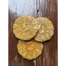 โหลดรูปภาพลงในเครื่องมือใช้ดูของ Gallery Yin Yang Zodiac Pendant with 12 Animal Carvings, Thai Amulet Collectible 
Ancie
