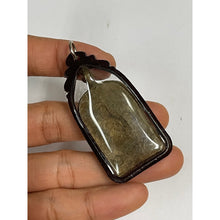 โหลดรูปภาพลงในเครื่องมือใช้ดูของ Gallery Buddhist Monk Inspired Thai Amulet Coin, Wat Kamphaeng Heritage Collectible 
Th

