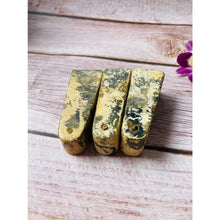 โหลดรูปภาพลงในเครื่องมือใช้ดูของ Gallery Ancient Jade Amulet Coin For Cultural Keepsake And Collectible Purposes 
Thai A
