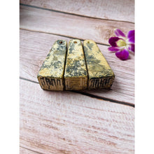 โหลดรูปภาพลงในเครื่องมือใช้ดูของ Gallery Ancient Jade Amulet Coin for Cultural Keepsake and Collectible Purposes 
Thai A

