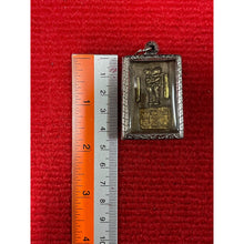 โหลดรูปภาพลงในเครื่องมือใช้ดูของ Gallery Thai Amulet Buddhist Monk From Wat Rong Due, Cultural Keepsake
