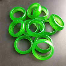โหลดรูปภาพลงในเครื่องมือใช้ดูของ Gallery Jade Ring - Thai Buddhist Collectible Amulet - Cultural Keepsake 
Jade Ring - W
