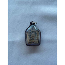 โหลดรูปภาพลงในเครื่องมือใช้ดูของ Gallery Thai Amulet Coin Khun Phan Three Sisters Wat Ta E Buriram Cultural Keepsake 
Th
