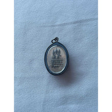 โหลดรูปภาพลงในเครื่องมือใช้ดูของ Gallery Thai Amulet Coin Buddhist Monk Year 1939, Antique Frame, Collectible
