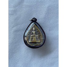 โหลดรูปภาพลงในเครื่องมือใช้ดูของ Gallery Thai Amulet Coin Buddhist Monk With Wat Ceremony Edition, Waterproof
