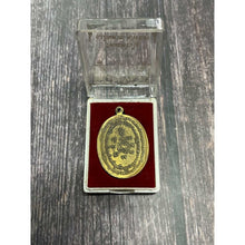 โหลดรูปภาพลงในเครื่องมือใช้ดูของ Gallery Thai Amulet Coin Buddhist Monk Kaew Gesaro Wat Lahan Rai 1976 With O
