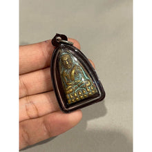 โหลดรูปภาพลงในเครื่องมือใช้ดูของ Gallery Thai Amulet Of Buddhist Monk With Water Resistant Frame
