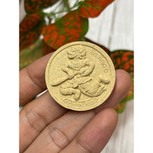 โหลดรูปภาพลงในเครื่องมือใช้ดูของ Gallery Buddhist Monk Inspired Thai Amulet Somdej Style Cultural Keepsake 
Thai Amulet

