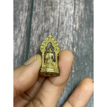 โหลดรูปภาพลงในเครื่องมือใช้ดูของ Gallery Thai Amulet Somdej Style Wat Bowonniwet 2004 Cultural Keepsake 
Thai Amulet Coi
