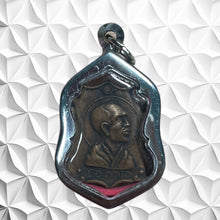 โหลดรูปภาพลงในเครื่องมือใช้ดูของ Gallery Thai Amulet Buddhist Monk, Wat Bang Mod, Cultural Keepsake 
Somdej
