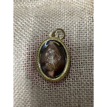โหลดรูปภาพลงในเครื่องมือใช้ดูของ Gallery Thai Amulet Buddhist Monk For Protection Against Negativity
