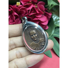 โหลดรูปภาพลงในเครื่องมือใช้ดูของ Gallery Thai Amulet Buddhist Monk For Business Success And Debt Relief 
Tha
