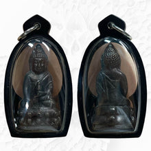 โหลดรูปภาพลงในเครื่องมือใช้ดูของ Gallery Thai Amulet For Wellness, Water-Resistant Edition, Cultural Keepsake
