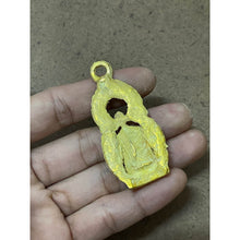 โหลดรูปภาพลงในเครื่องมือใช้ดูของ Gallery Thai Amulet Somdej Style By Buddhist Monk Wat Phra Kaew Cultural Keepsake
