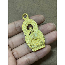 โหลดรูปภาพลงในเครื่องมือใช้ดูของ Gallery Thai Amulet Somdej Style By Buddhist Monk Wat Phra Kaew Cultural Keepsake
