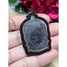โหลดรูปภาพลงในเครื่องมือใช้ดูของ Gallery Thai Amulet Buddhist Monk From Wat Baan Rai, Waterproof Edition 
Th
