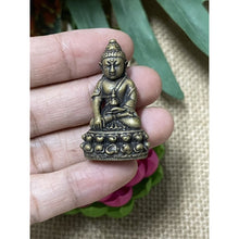 โหลดรูปภาพลงในเครื่องมือใช้ดูของ Gallery Thai Amulet Of Protection Buddhist Monk, Cultural Keepsake
