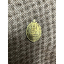 โหลดรูปภาพลงในเครื่องมือใช้ดูของ Gallery Buddhist Monk Inspired Thai Amulet Coin Wat Huai Duai Nakhon Sawan 
Thai Amulet
