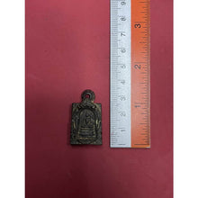 โหลดรูปภาพลงในเครื่องมือใช้ดูของ Gallery Thai Amulet Somdej Style Pendant Old Metal Collectible Cultural Keepsake 
Thai
