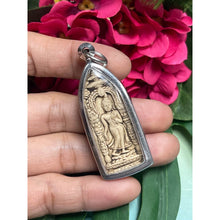 โหลดรูปภาพลงในเครื่องมือใช้ดูของ Gallery Thai Amulet Of Phra Ruang Rojana In Lila Pose, High-Quality Powder, Stainless Fr

