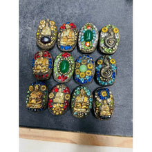 โหลดรูปภาพลงในเครื่องมือใช้ดูของ Gallery Thai Amulet Pavarot Style Magnetic Powder With Gemstones Wat Wang Na
