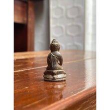 โหลดรูปภาพลงในเครื่องมือใช้ดูของ Gallery Thai Amulet Of Phra Kring Pawaret, Antique Metal, Cultural Keepsake 
Antique Me
