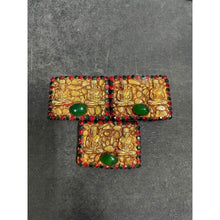 โหลดรูปภาพลงในเครื่องมือใช้ดูของ Gallery Thai Amulet Somdej Style Twin From Wat Wang Na With Gemstone Accents 
Thai Amul
