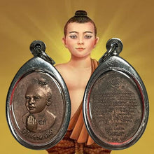 โหลดรูปภาพลงในเครื่องมือใช้ดูของ Gallery Thai Amulet Of Wat Jadeey, Child Monk, Cultural Keepsake 
Thai Amul
