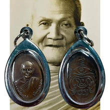 โหลดรูปภาพลงในเครื่องมือใช้ดูของ Gallery Thai Amulet Buddhist Monk From Wat Thung Khok, Cultural Keepsake 
S
