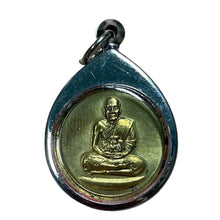 โหลดรูปภาพลงในเครื่องมือใช้ดูของ Gallery Thai Amulet Coin Popular Style Buddhist Monk Wat Don Yai Hom
