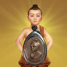 โหลดรูปภาพลงในเครื่องมือใช้ดูของ Gallery Thai Amulet Of Wat Jadeey, Child Monk, Cultural Keepsake 
Thai Amul

