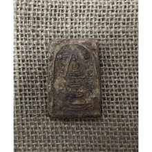 โหลดรูปภาพลงในเครื่องมือใช้ดูของ Gallery Thai Amulet Somdej Style From Wat Ramangkhothitaram Bangkok Cultural Keepsake
