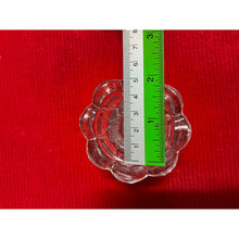 โหลดรูปภาพลงในเครื่องมือใช้ดูของ Gallery Clear Glass Base For Thai Amulet Display - Affordable Collectible Stand 
Thai A
