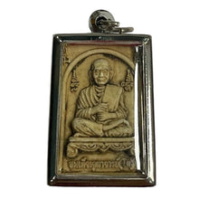 โหลดรูปภาพลงในเครื่องมือใช้ดูของ Gallery Thai Amulet Buddhist Monk From Wat Rakhang - Cultural Keepsake 
Som
