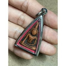 โหลดรูปภาพลงในเครื่องมือใช้ดูของ Gallery Thai Amulet From Wat Nang Phaya, Phitsanulok, Clay Material, Cultural Keepsake
