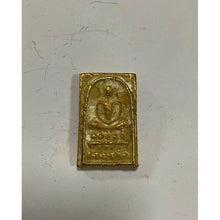 โหลดรูปภาพลงในเครื่องมือใช้ดูของ Gallery Thai Amulet Somdej Style With Gold Material - Cultural Keepsake 
Thai Amulet So
