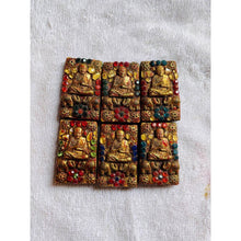 โหลดรูปภาพลงในเครื่องมือใช้ดูของ Gallery Thai Amulet Somdej Style Glass With Gemstones Wat Phra Kaew Cultural Keepsake
