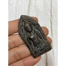โหลดรูปภาพลงในเครื่องมือใช้ดูของ Gallery Thai Amulet Somdej Style From Wat Lopburi, Antique Metal Collectible Piece 
Tha
