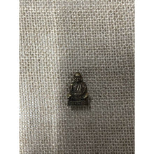 โหลดรูปภาพลงในเครื่องมือใช้ดูของ Gallery Thai Amulet Buddhist Monk, 1993 Wat Ban Rai Edition, Large Size, Gol
