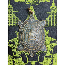 โหลดรูปภาพลงในเครื่องมือใช้ดูของ Gallery Thai Amulet Inspired by Buddhist Monk from Wat Rai Tang Thong, Cultural Keepsake
