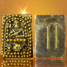โหลดรูปภาพลงในเครื่องมือใช้ดูของ Gallery Thai Amulet Somdej Style From Wat Phra Kaew With Takrud Powder Material 
Thai A
