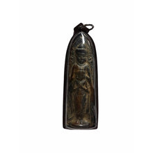 โหลดรูปภาพลงในเครื่องมือใช้ดูของ Gallery Thai Amulet of Phra Ruang Phra Lue with Ancient Frame, Cultural Keepsake 
Thai
