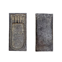 โหลดรูปภาพลงในเครื่องมือใช้ดูของ Gallery Saraburi Thai Amulet Coin, Monk Style, Wat Ceremony Edition, Cultural Keepsake
