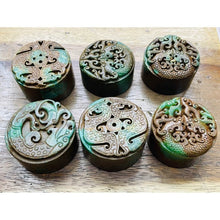 โหลดรูปภาพลงในเครื่องมือใช้ดูของ Gallery Antique Carved Jade Amulet for Career and Financial Enhancement 
Thai Amulet Co
