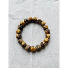 โหลดรูปภาพลงในเครื่องมือใช้ดูของ Gallery Thai Amulet Somdej Style Bracelet with Gold Leaf Finish, Wat Ceremony Edition 

