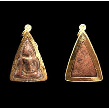 โหลดรูปภาพลงในเครื่องมือใช้ดูของ Gallery Thai Amulet Somdej Style from Phitsanulok with Brass Frame Cultural Keepsake 
T
