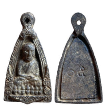 โหลดรูปภาพลงในเครื่องมือใช้ดูของ Gallery Thai Amulet Coin Buddhist Monk Antique Metal Collectible
