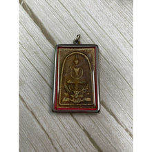 โหลดรูปภาพลงในเครื่องมือใช้ดูของ Gallery Thai Amulet Somdej Style With Stainless Steel Frame Cultural Keepsake 
Thai Amu
